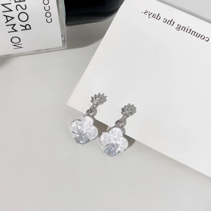 铜合金耳饰 7105《烟雨》气质温柔渐变花朵小众设计高级感耳饰