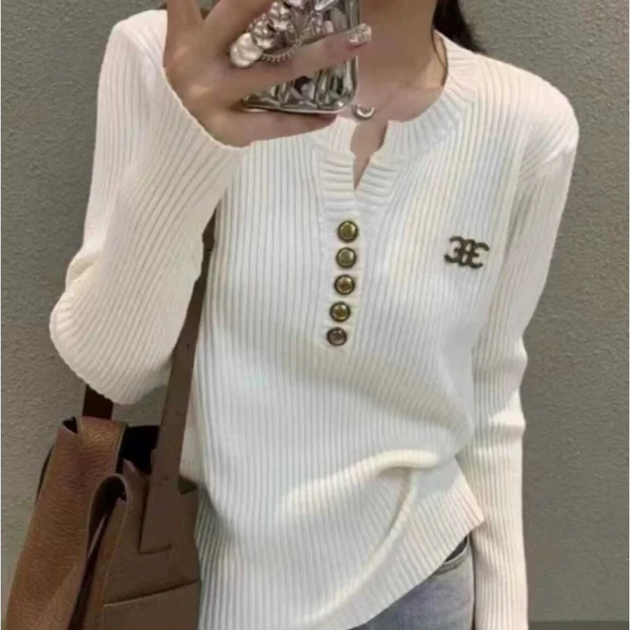 剪刀领坑条针织毛衫（衣长60）