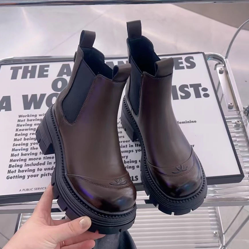 911-11时尚爆款中筒马丁靴