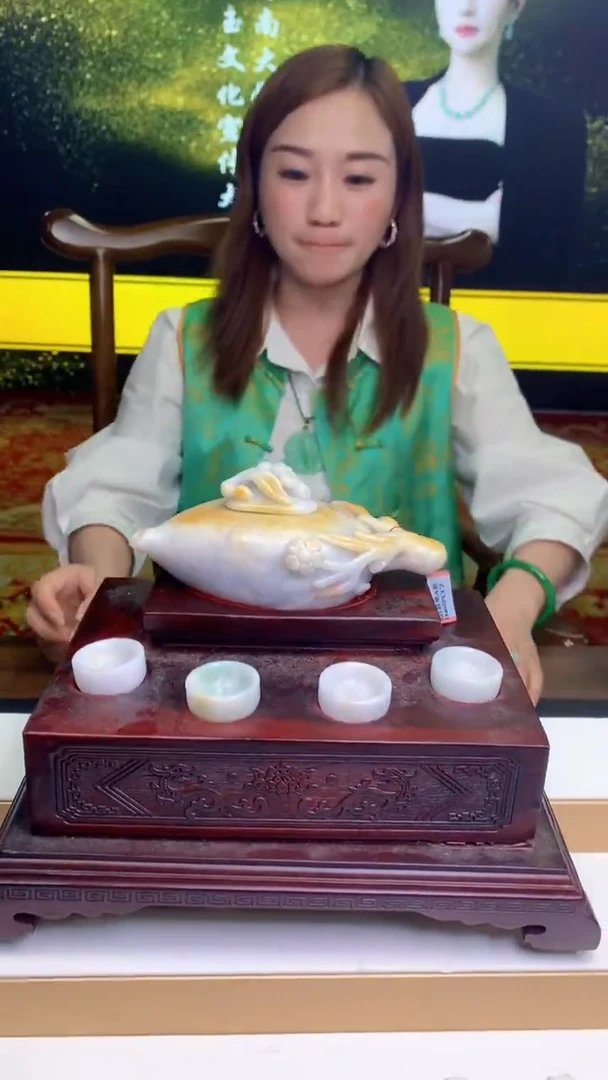 【闪购商品】定制翡翠未镶嵌1015yz--毛货挂件38