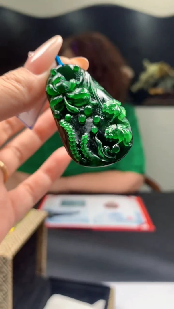 【闪购商品】定制翡翠未镶嵌1038yz-毛货挂件27