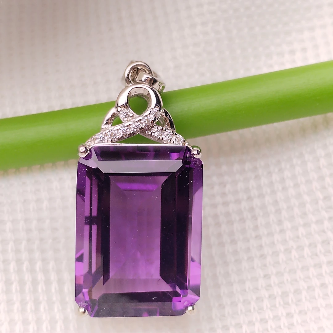 天然巴西紫晶吊坠长方形经典时尚简约精致气质女王s925银镀金镶嵌