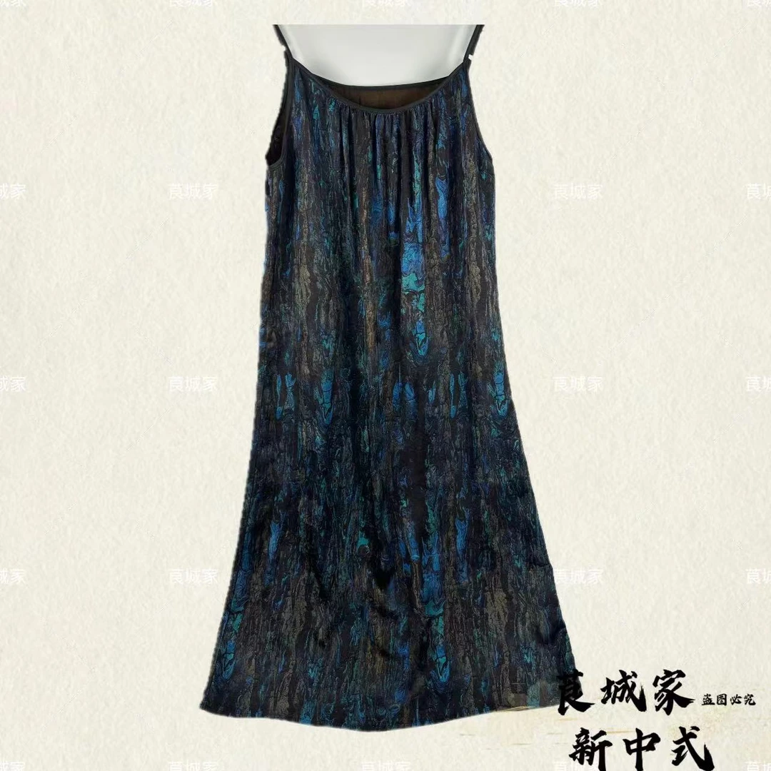 Q3315雀纹蓝 新中式A字版设计款吊带连衣裙