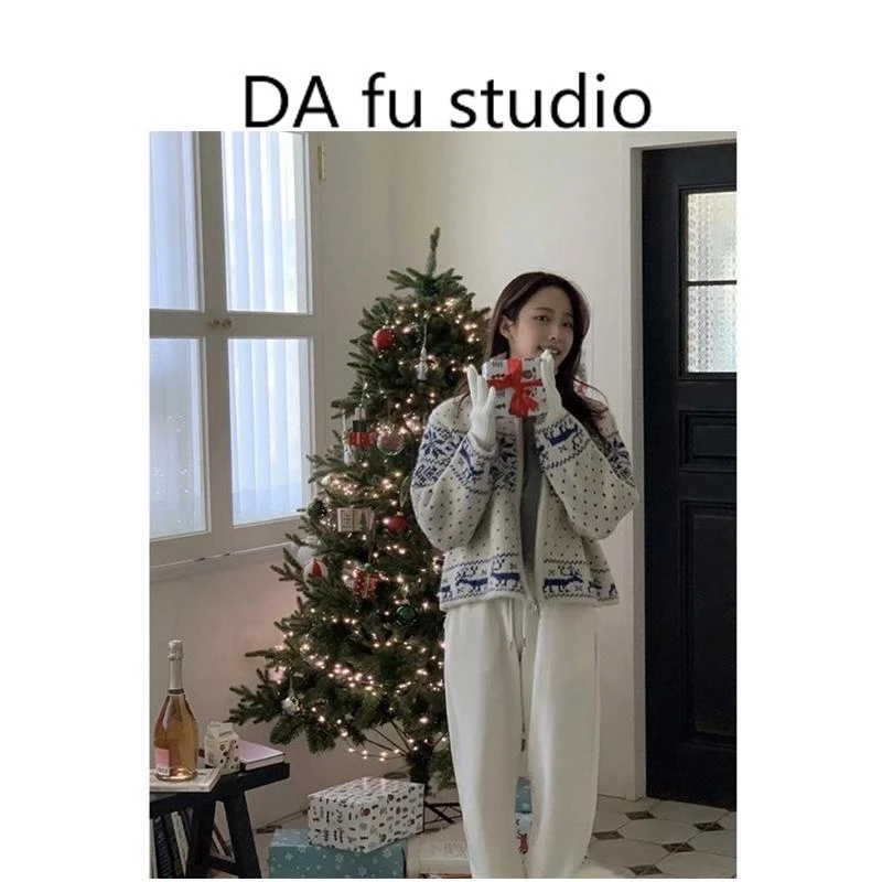 韩国东大门休闲复古提花针织毛衣开衫秋冬女款百搭立领外套