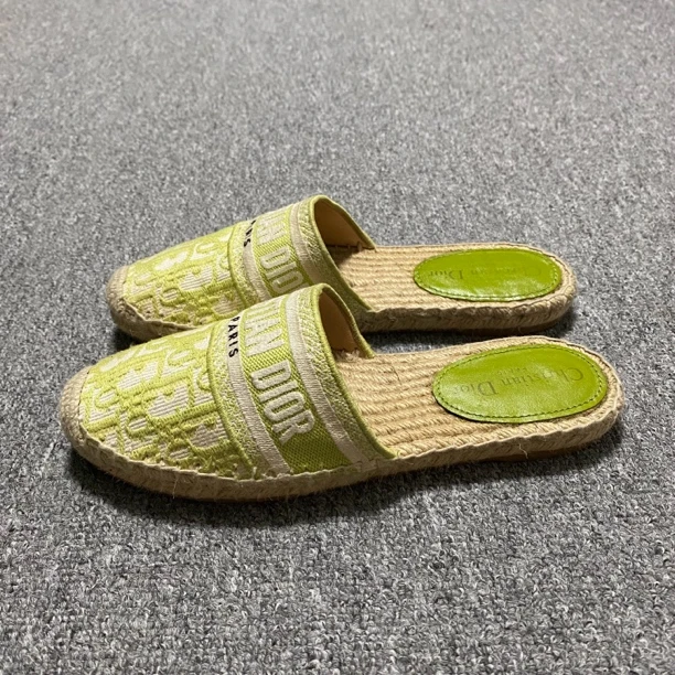 95新 DIOR/迪奥 98新/38码/绿色老花满印草编半拖/BF00434