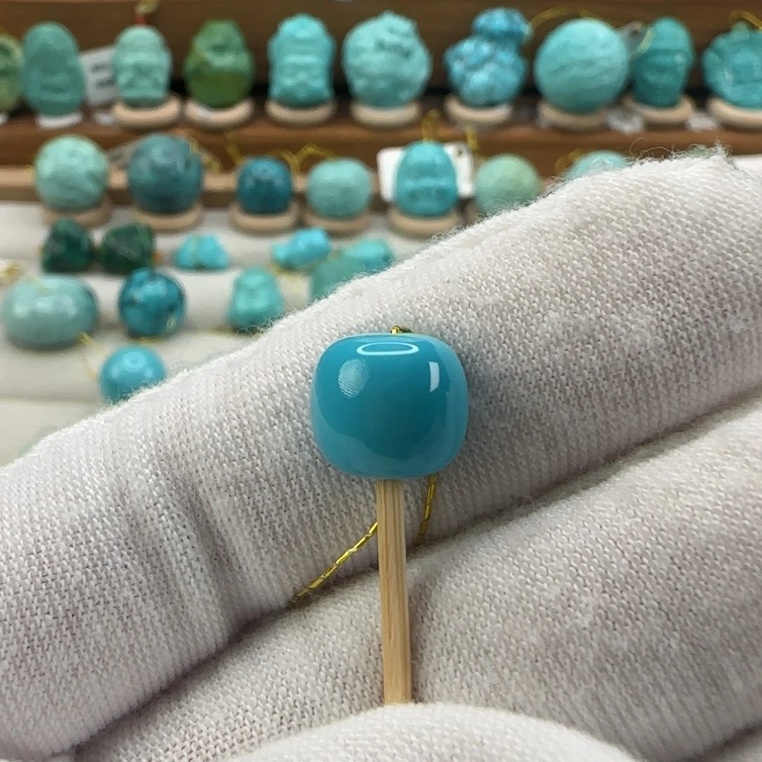 绿松石尺寸9.3m m未镶嵌