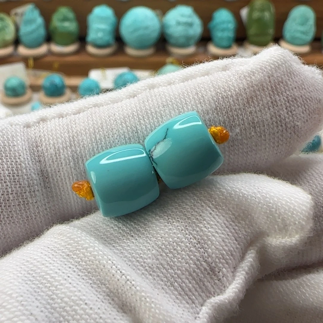 绿松石佩饰8.6*8m未镶嵌