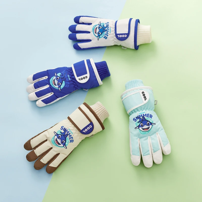 男童冬季保暖手套加绒加厚学生玩雪卡通男孩分指大童棉手套秋冬小