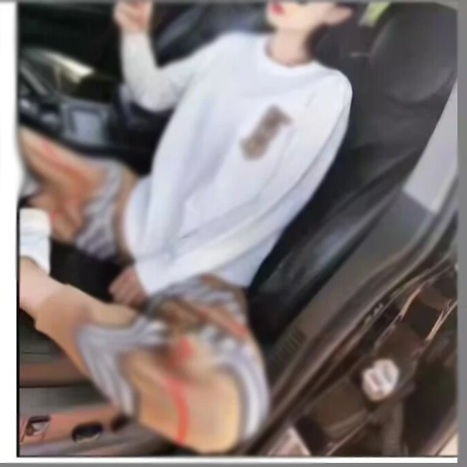 M9A05365 套装女欧洲春季新款欧货潮时尚简约刺绣针织衫休闲裤