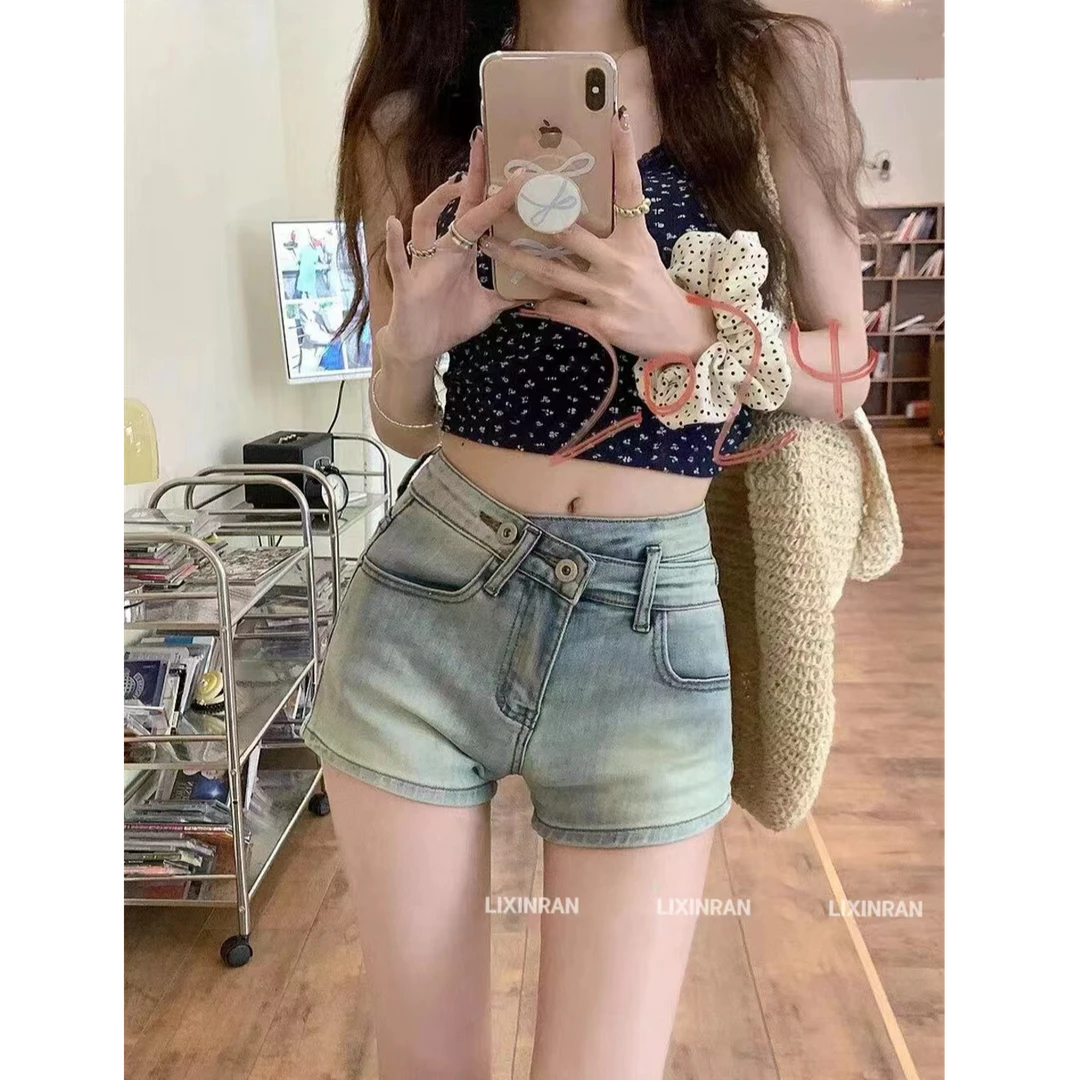 李欣然 【青春返校】 复古高腰A版设计感超软牛仔短裤#AB0833