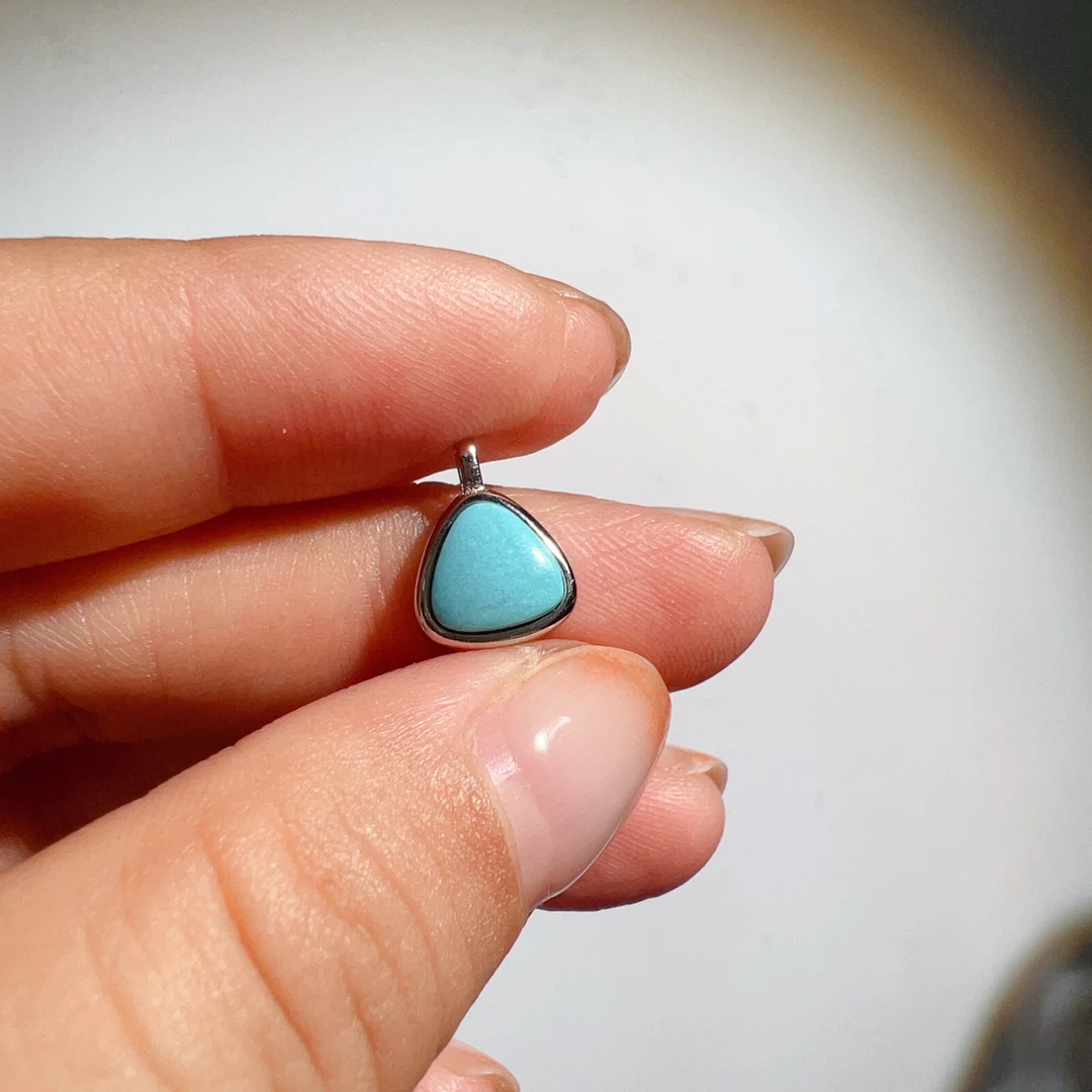 S925银绿松石吊坠三角形+赠链