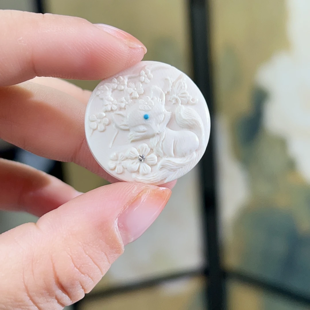 猛犸牙圆牌九尾狐