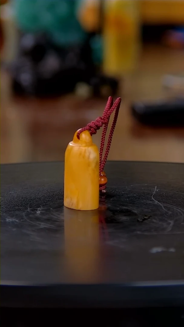 【闪购商品】老挝石F北部黄鼻钮章1.9*1.3*3.5