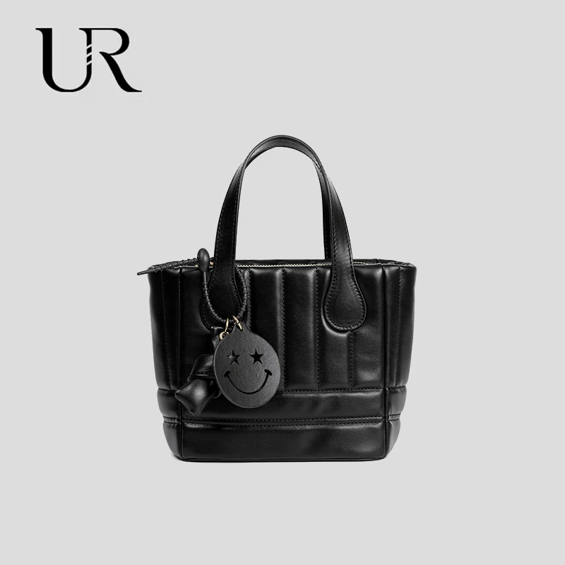UR新款小泡芙手提包百搭时尚斜挎包休闲女包通勤包包