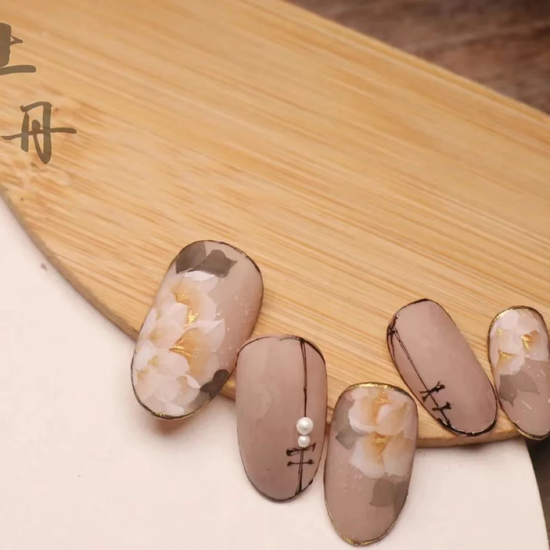 描边水彩花卉短款椭圆孕妇可戴穿戴甲