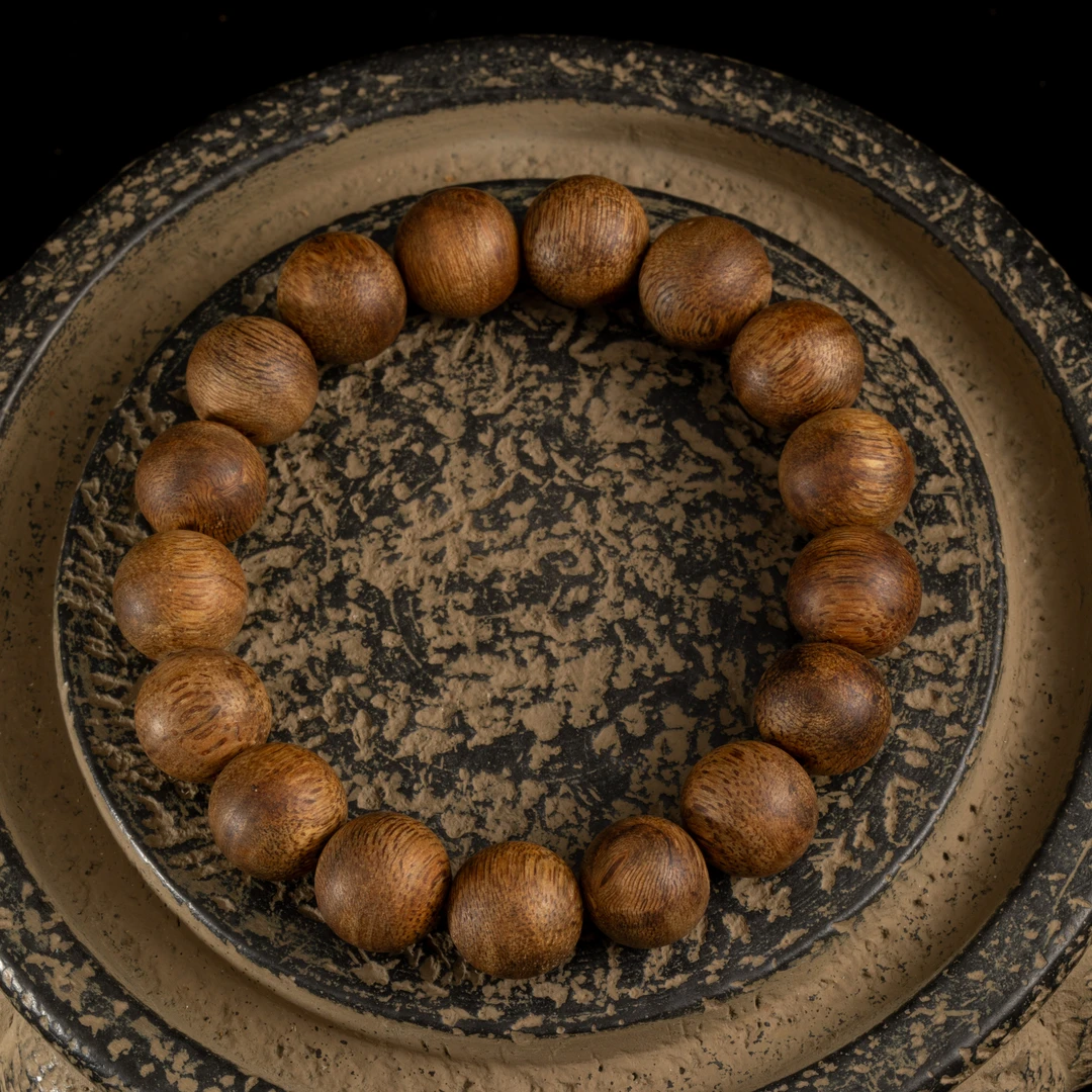 海南绿奇楠沉香手链1.3圆珠单圈016093【精选1】