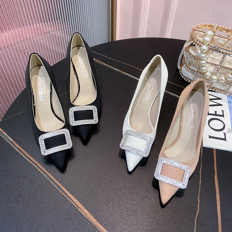 【7公分】2023早秋新款方扣水钻浅口时尚百搭高跟单鞋