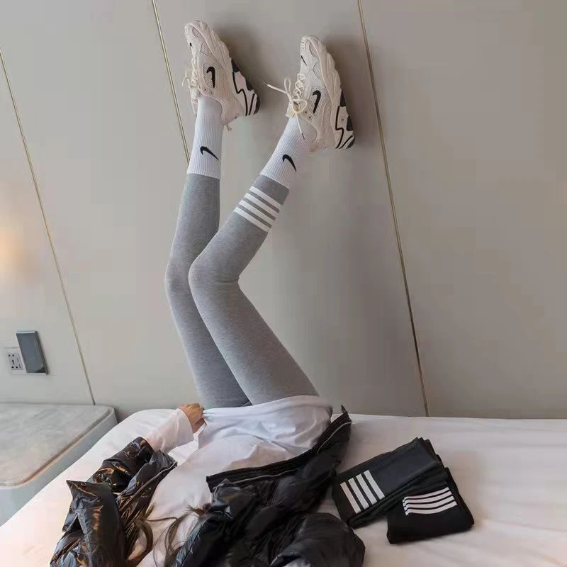 秋冬棉拖打底裤女春秋新款四条杠黑色小脚显瘦裤子外穿瘦腿裤潮