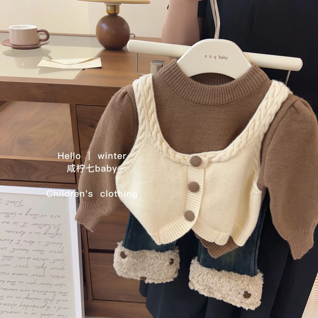 女童秋冬套装2023新款女宝洋气假两件套毛衣加绒牛仔裤休闲两件套