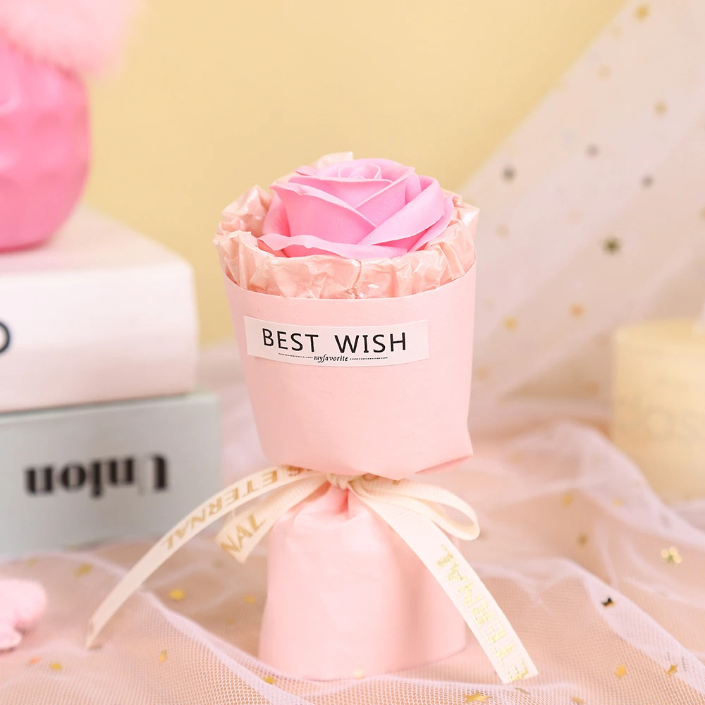 可爱玫瑰花迷你车载小花束送女友手捧花束满天星干花节日表白礼物