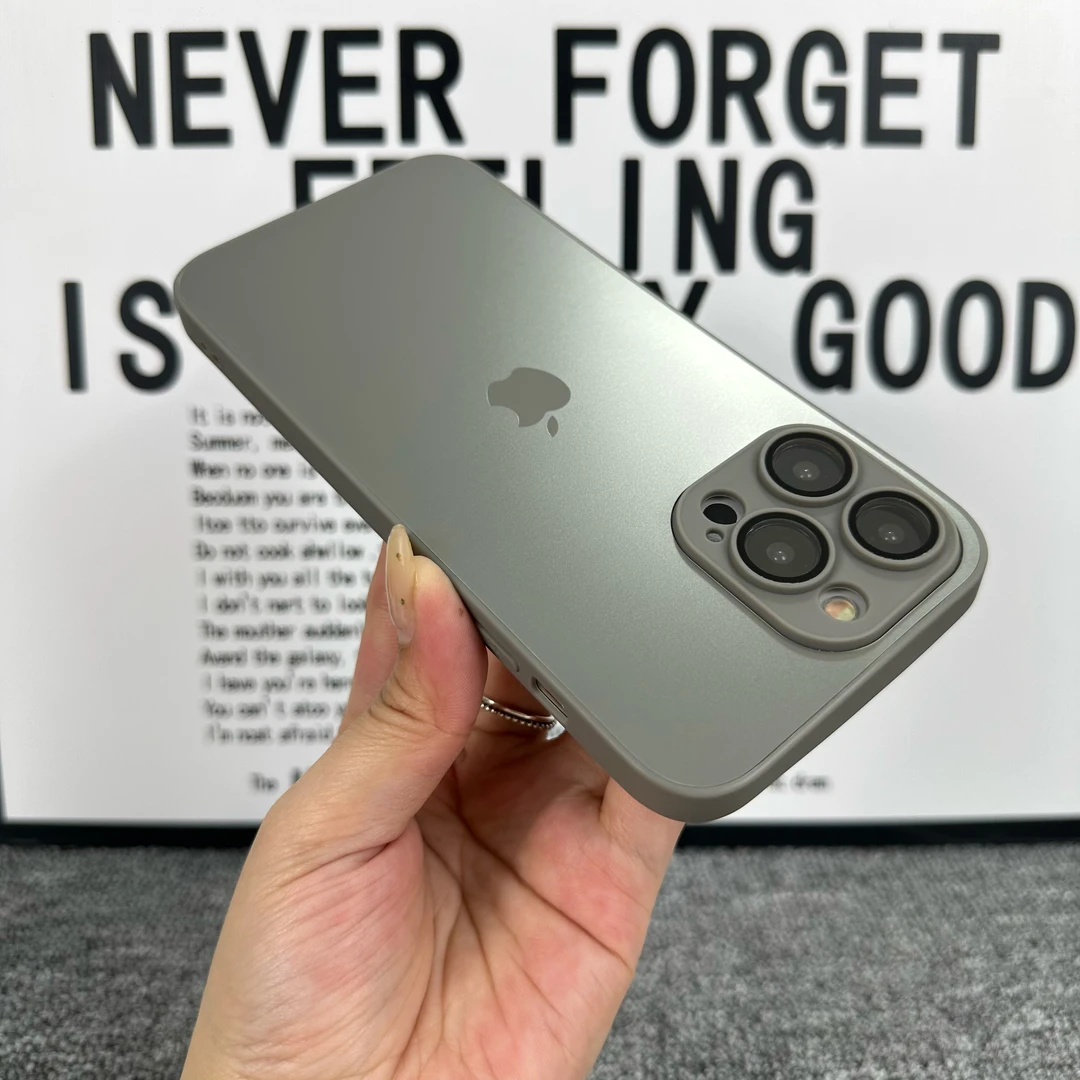 适用苹果15/14/13/12/11系列自带镜头膜iphone15简约AG磨砂手机壳