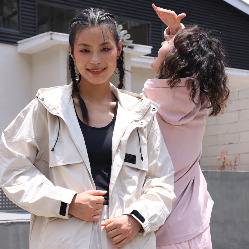 OULLA欧拉秋冬户外运动外套防风防泼水冲锋衣高领机能夹克女3526