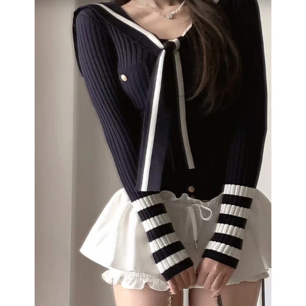 【Yijia】学院风显瘦气质长袖时尚袖边条纹百搭针织上衣短款裙裤子