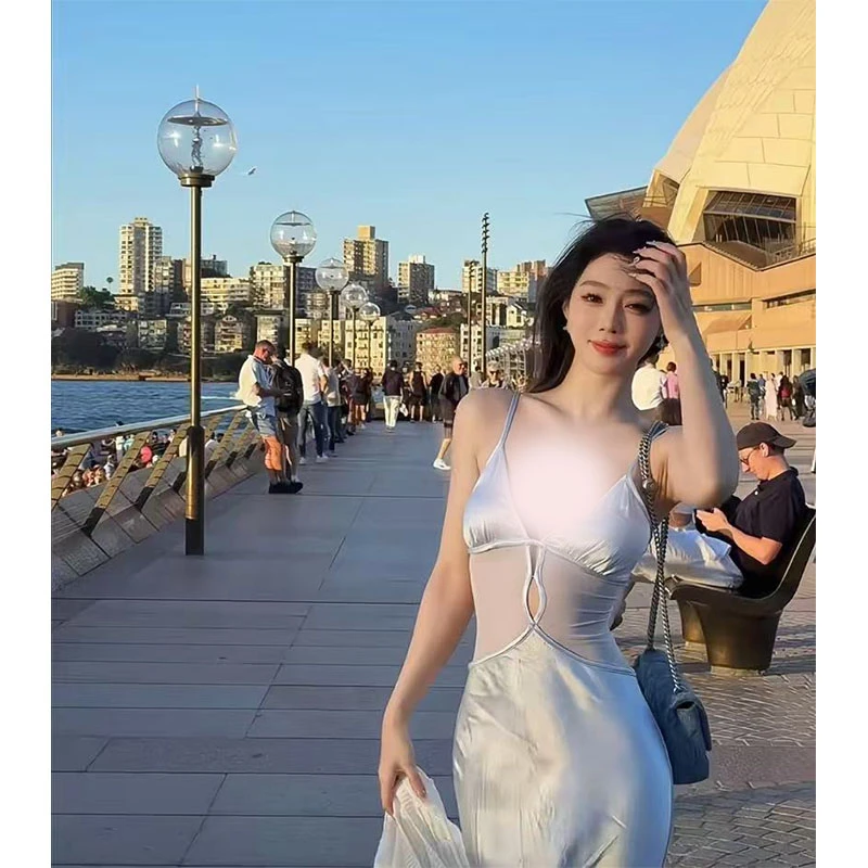 【Yijia】气质高级感纯欲风吊带连衣裙女设计小众拼接镂空法式长裙