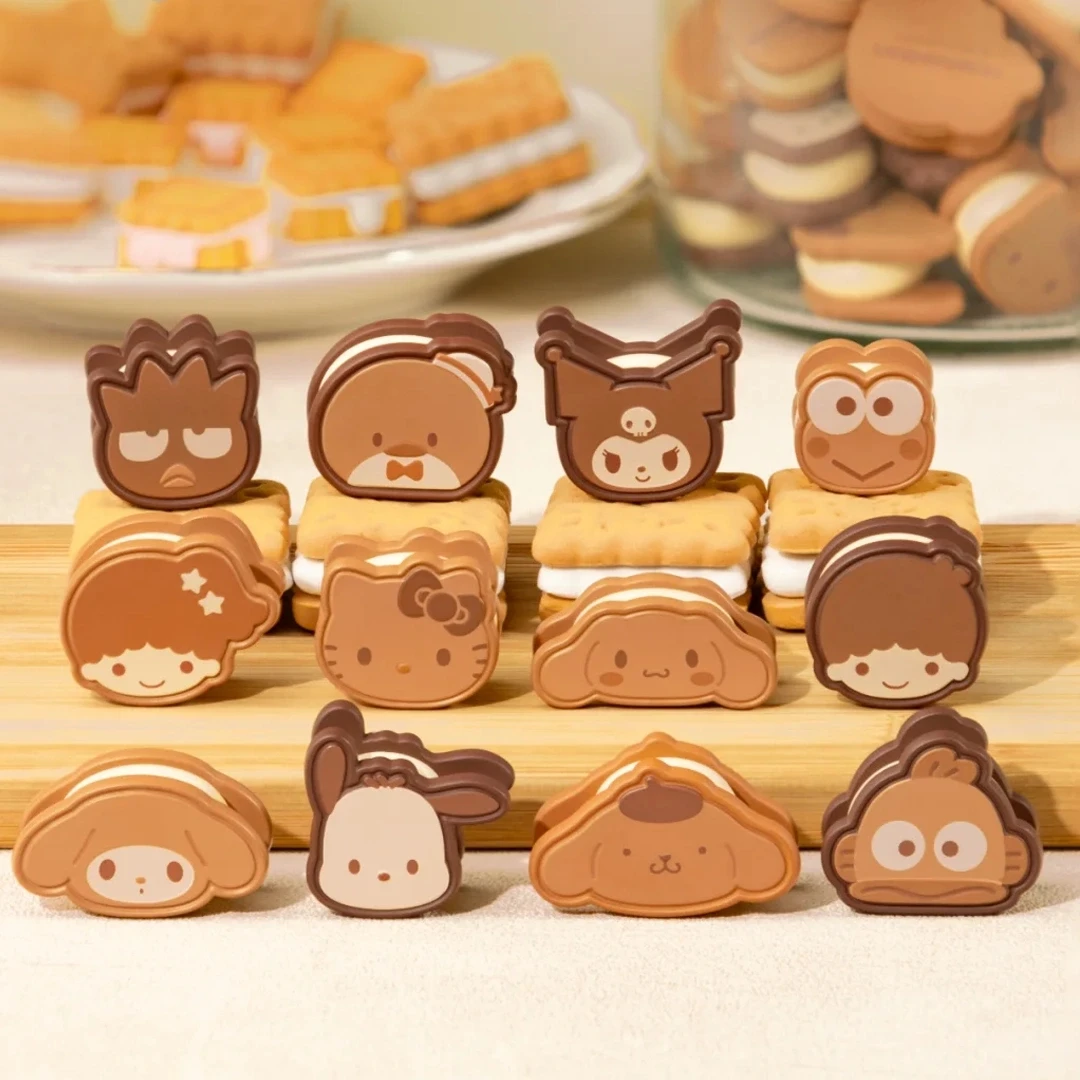 【拆盒】三丽鸥家族夹心饼干系列糖果粒盲袋盲盒萌粒手办公仔