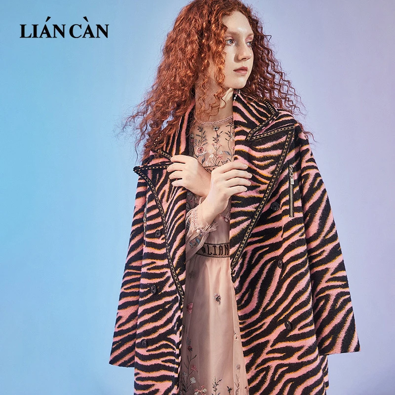 莲灿2024秋冬新款复古设计宽松时尚豹纹铆钉毛呢外套7120469005