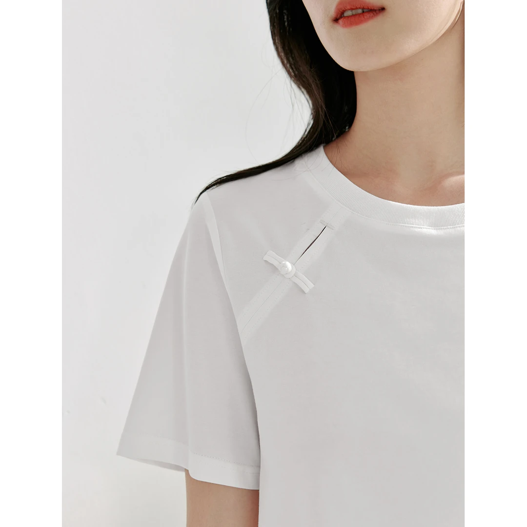 茵曼夏季新款女T恤上衣短袖显瘦宽松时尚休闲圆领白色纯色