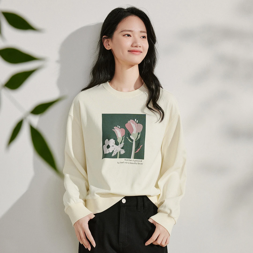 茵曼2024春秋新款女卫衣/绒衫休闲上衣长袖圆领宽松套头印花冬季