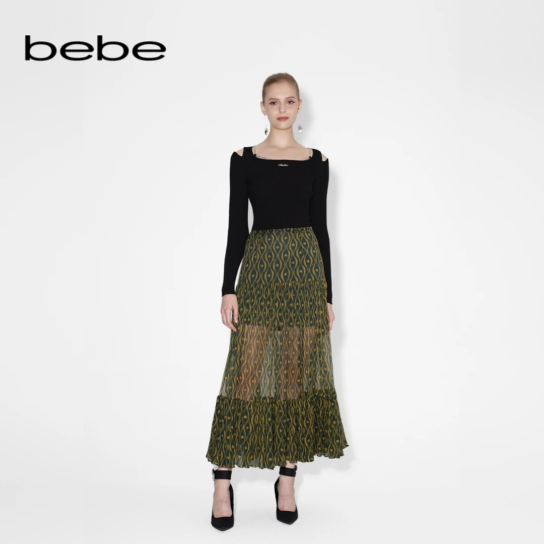 bebe女士气质纯色U领镂空设计感针织上衣430502