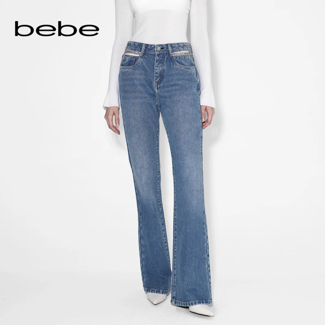 bebe女士时尚钻链镂空微喇长款牛仔裤411003