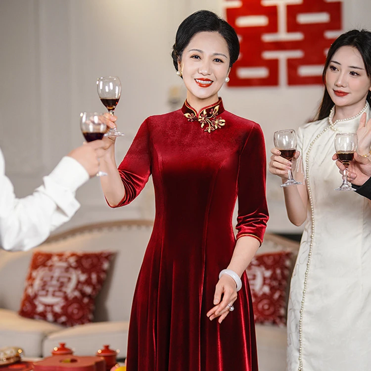 金丝绒旗袍优雅气质连衣裙春秋洋气妈妈喜服婚宴平时可穿高贵婆婆