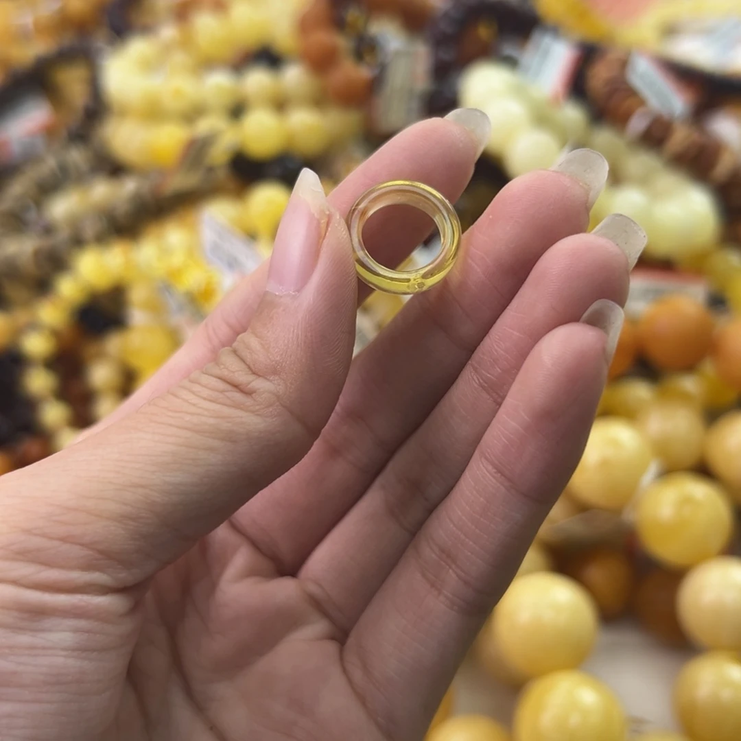 琥珀珠宝奇石未镶嵌