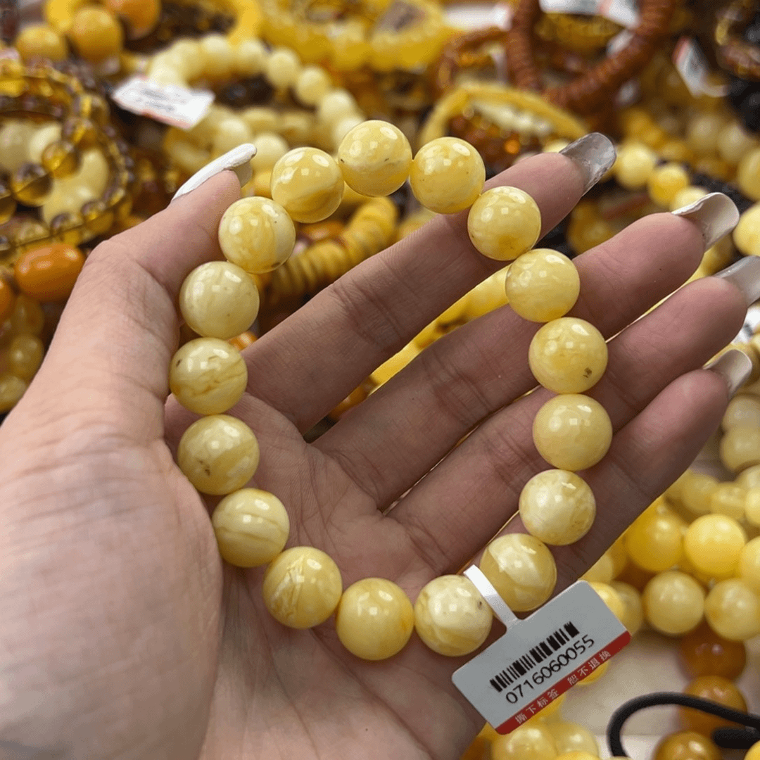 琥珀珠宝奇石未镶嵌