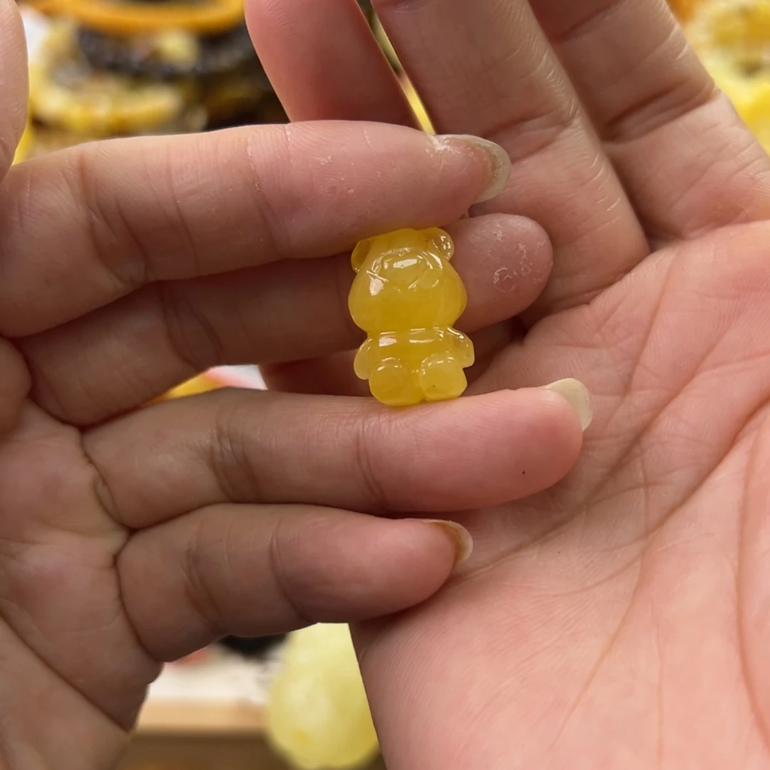 琥珀珠宝奇石未镶嵌