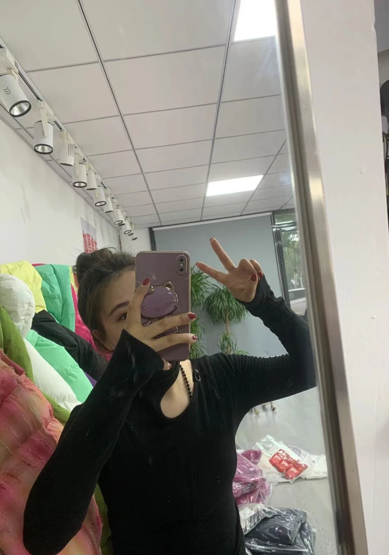 【单单】半高领镂空抓毛修身显瘦打底上衣