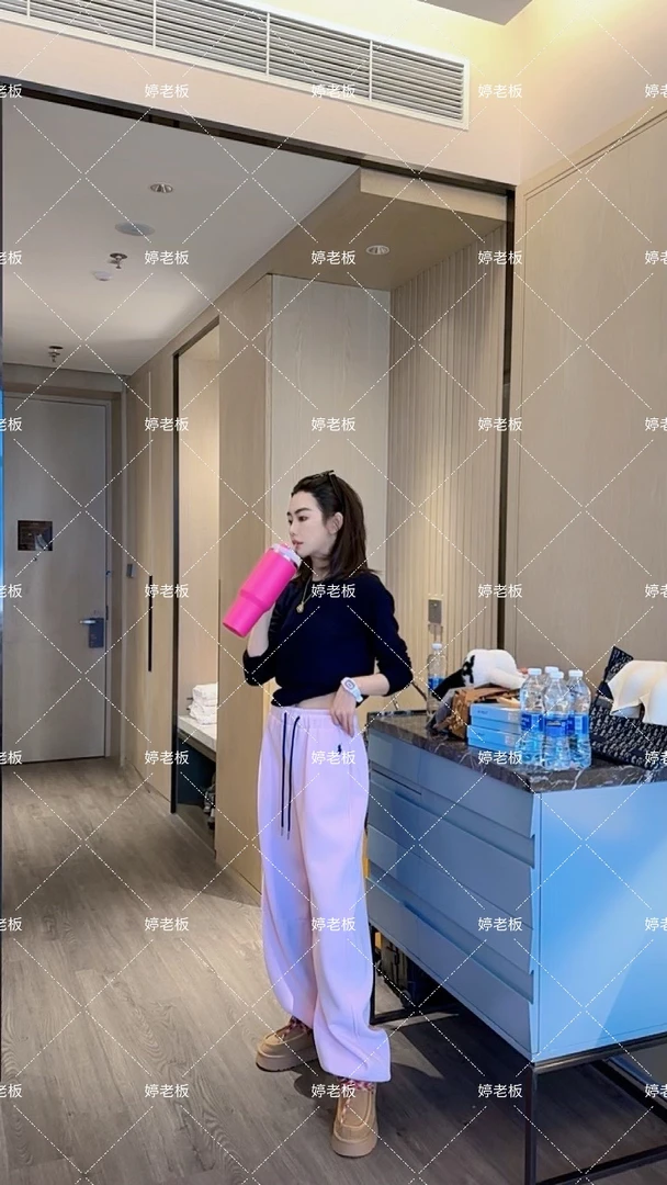 『婷老板』新款、口袋小标粉色休闲裤6565-88