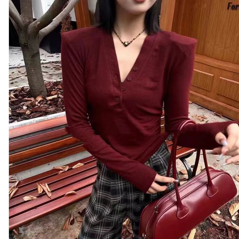 【代代精选】V领设计感上衣-20863