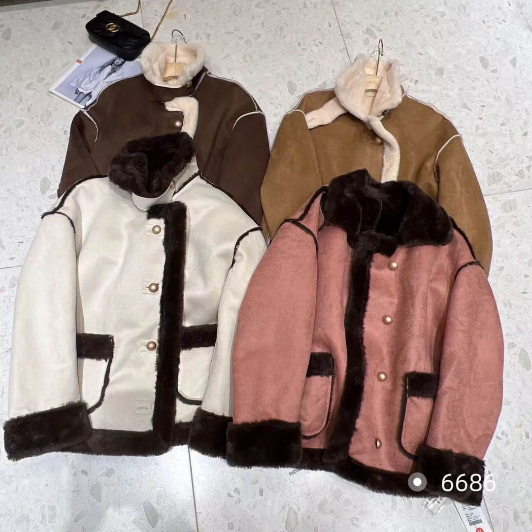 【代代精选】设计感拼接外套-21014