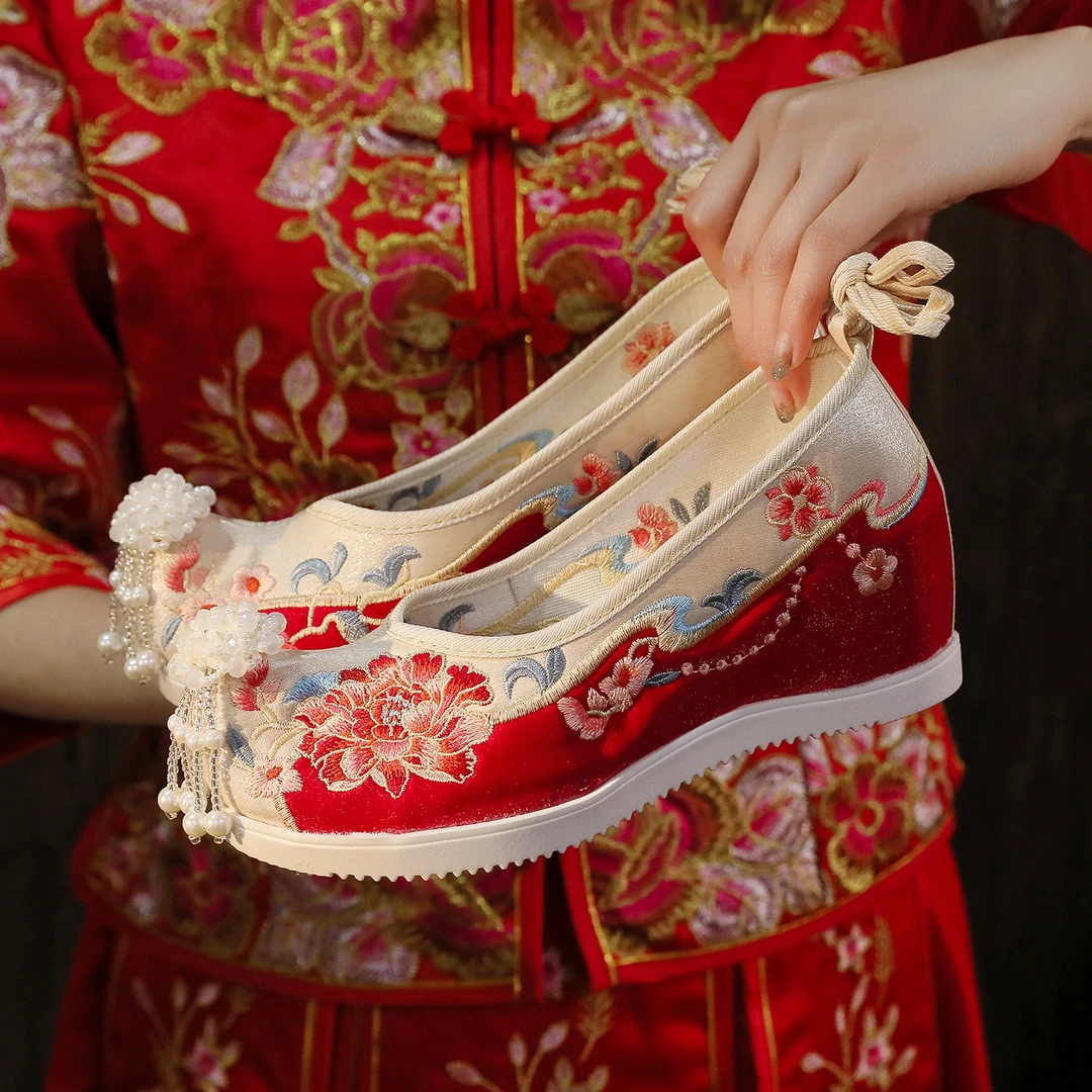 【牡丹】春秋新款流苏汉服鞋古风绣花鞋新娘秀禾婚鞋中式内增高