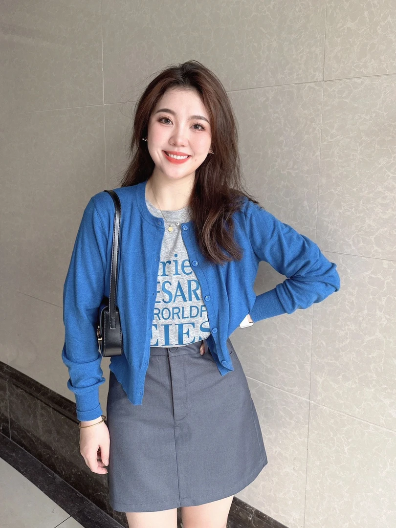 Seoulcp 自留款！2024早春针织衫短款减龄薄款蓝色显白开衫上衣女