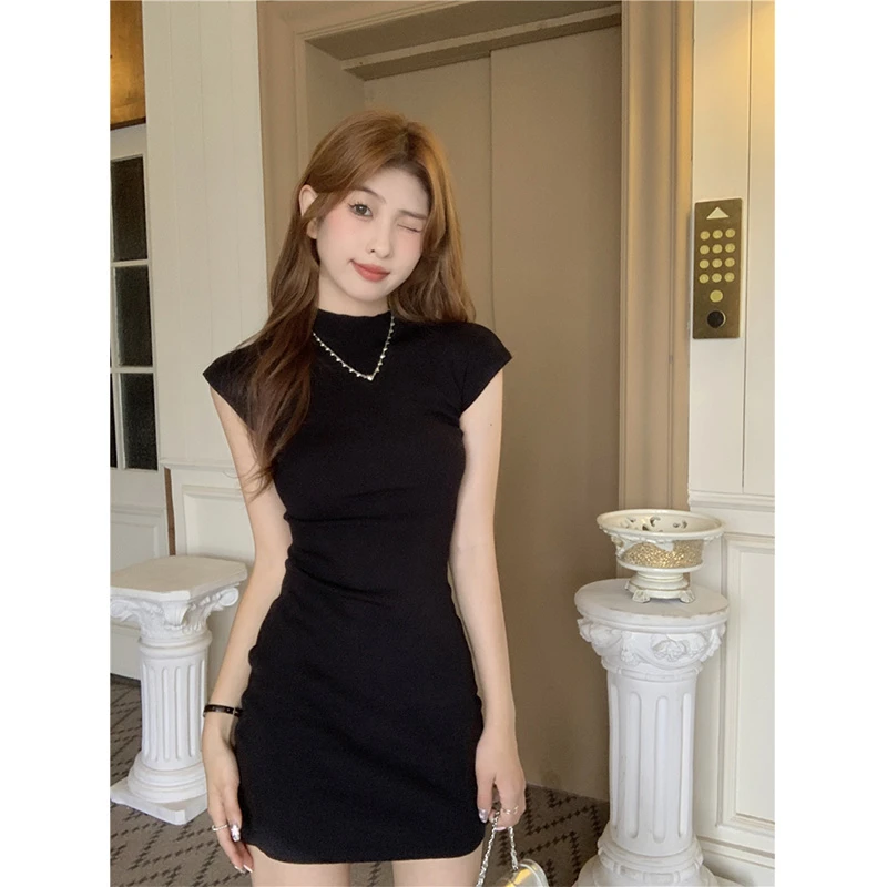御姐风小飞袖修身针织连衣裙内搭弹力收腰包臀短裙辣妹小黑裙短裙