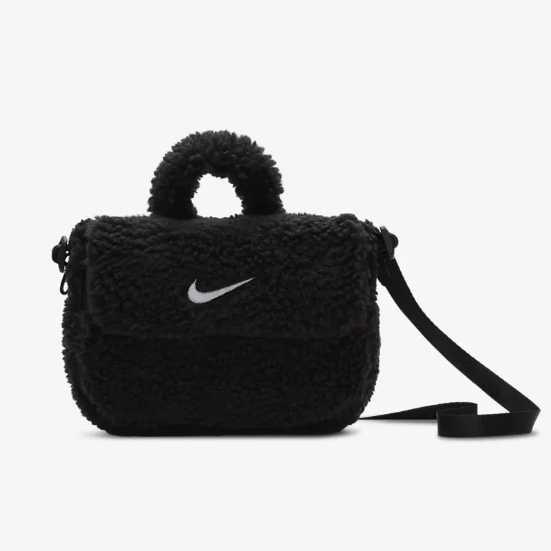 Nike/耐克女子冬季仿羊羔绒斜挎包运动休闲毛绒单件包 FB3039-010