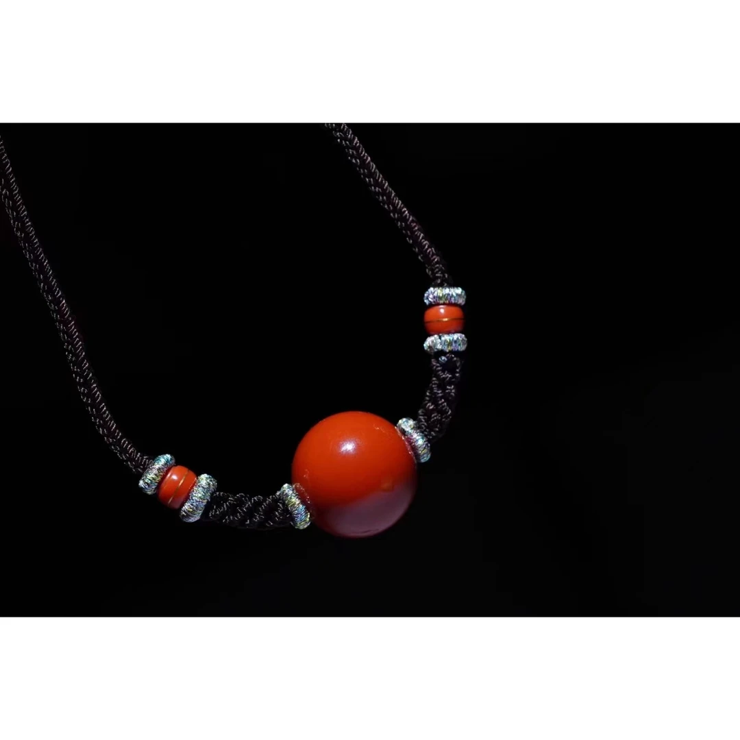 赤玉南红玛瑙凉山锦红吊坠单珠项链复古挂件颈链气质镶嵌一品