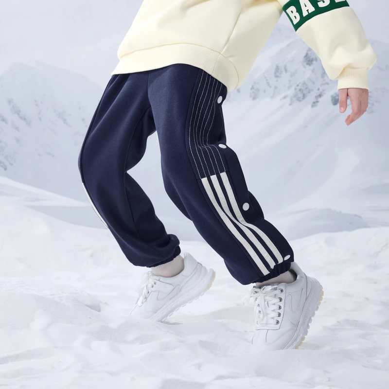 MQD童装24冬季新品潮酷休闲运动加绒学院风卫裤针织裤9644W1622