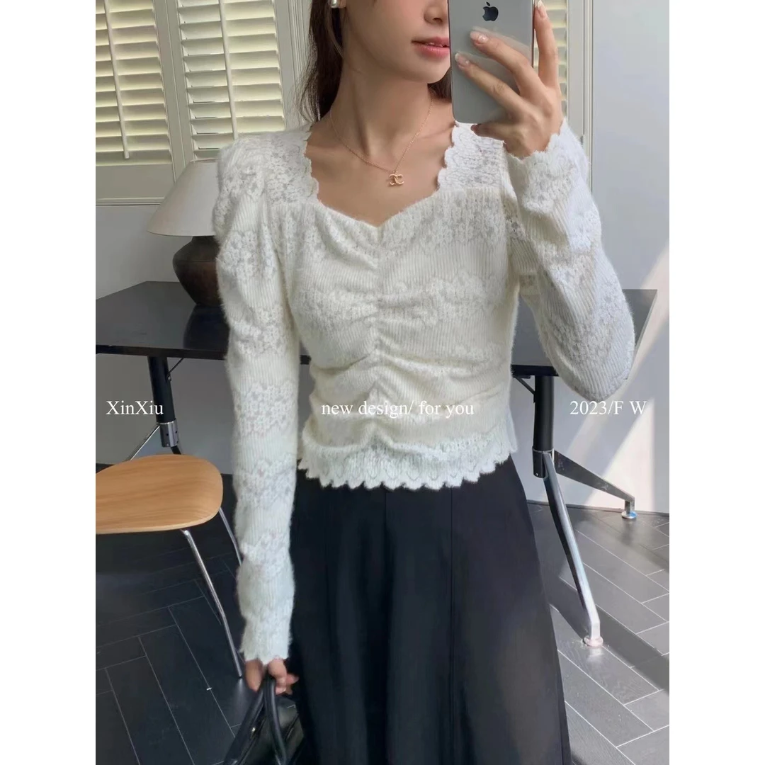 清 新袖 23797磨毛加厚高级蕾丝衫打底衫方领泡泡袖褶皱收腰衬衫