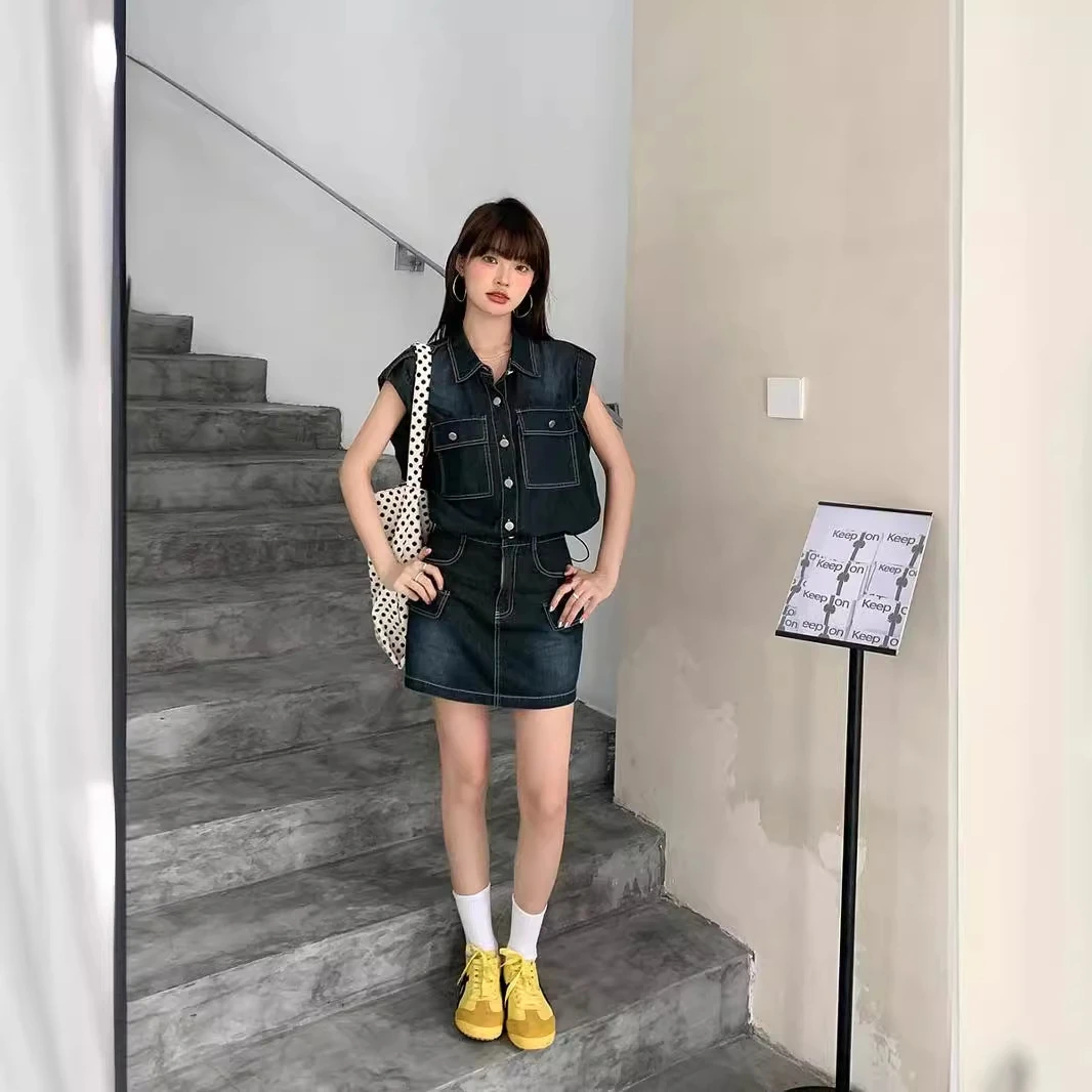 topchanlin  设计感小坎肩多口袋工装牛仔衬衫+半身裙时尚套装女